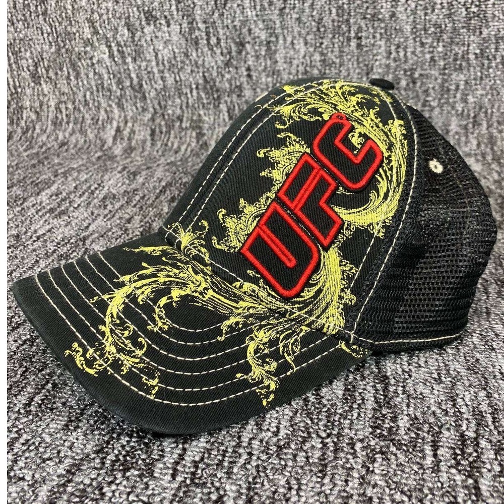VTG‎ UFC Trucker Hat Mens OSFA Black Embroidered Bio-Dome MMA Snapback Cap